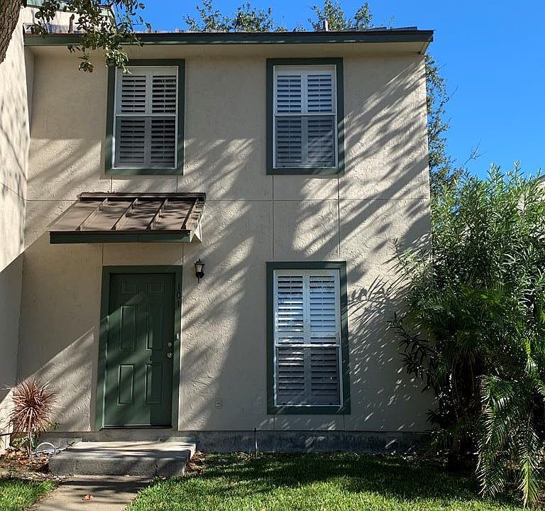 1st image of 302 N Saint Andrews St #K101