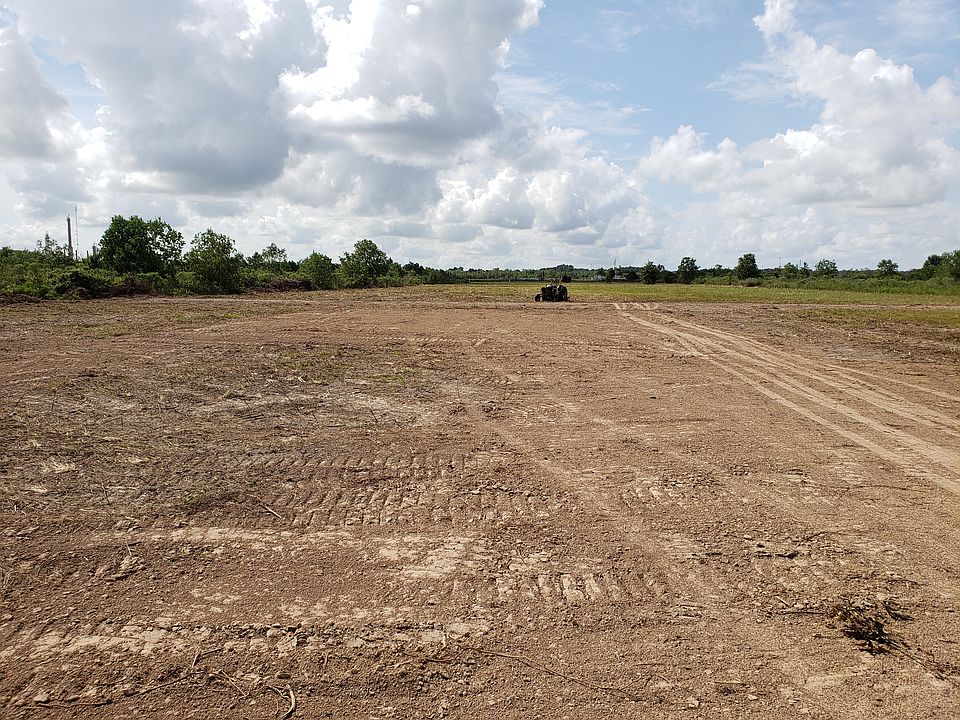 2nd image of Fournerat Rd