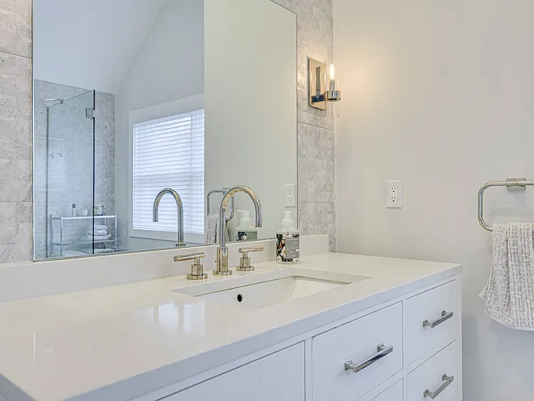105 McGregor Dr — Photo 10