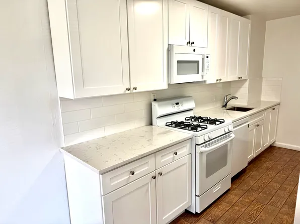 48 Davis Ave #2L, White Plains, NY 10605