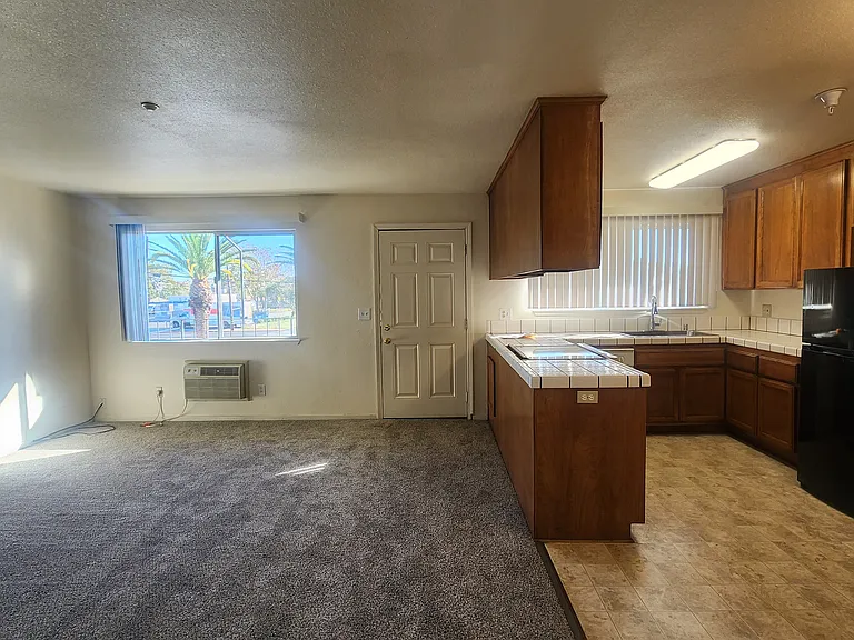 7020 Eigleberry St — Photo 2