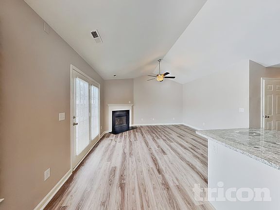 4th image of 3871 Range Crest Ct