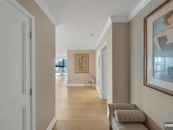 1500 Palisade Ave #15F, Fort Lee, NJ 07024