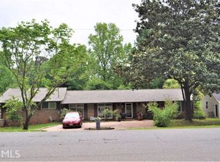 1050 Wood Valley Rd, Cumming, GA 30041