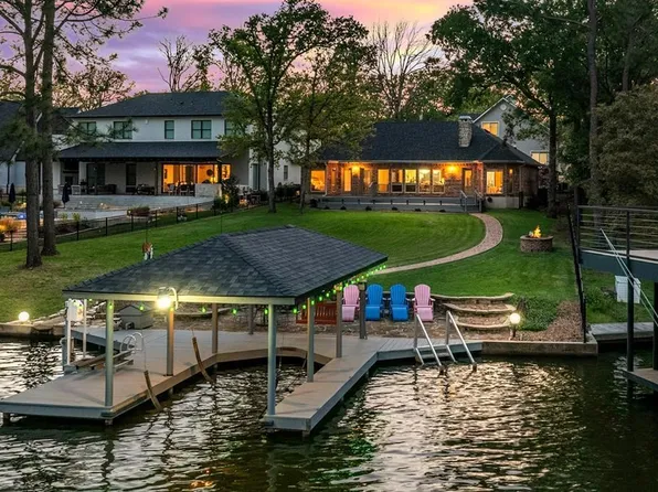 211 N Beverly Dr, Malakoff, TX 75148