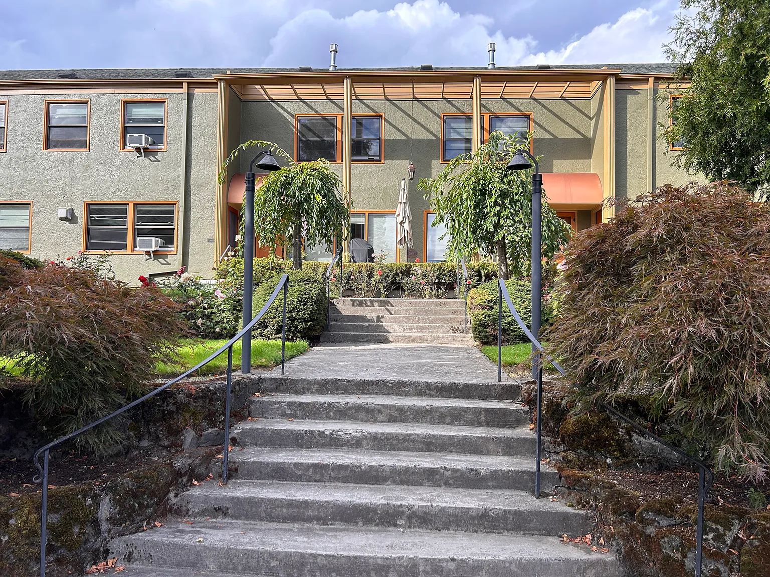 2025 SE Caruthers St APT 22 photo 1