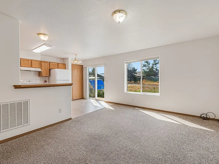 1620 E Coeur D Alene Ave #A — Photo 4