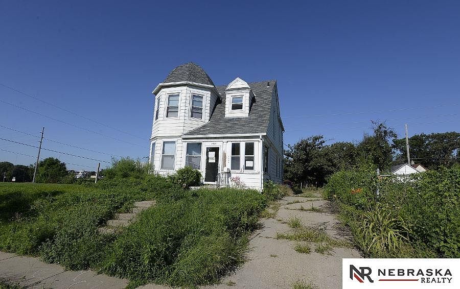 1st image of 4528 S 20th St