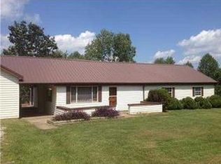 26105 Ripley Rd, Mount Alto, WV 25264