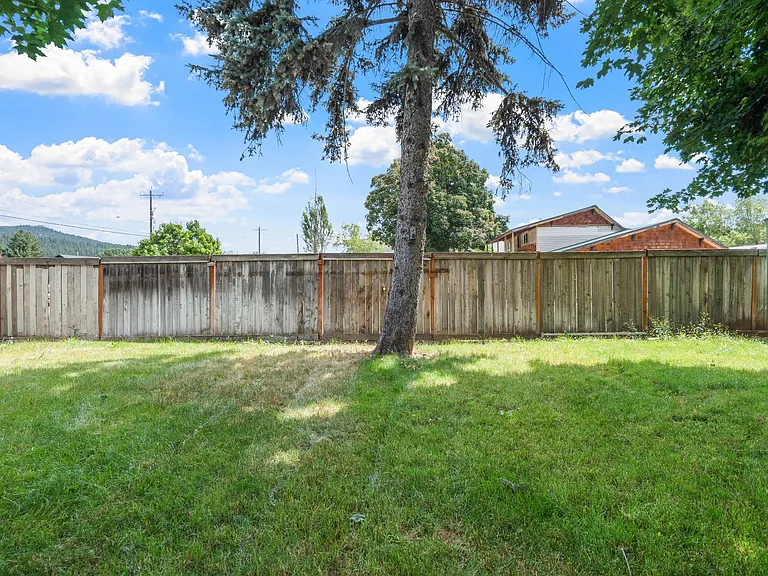 14428 E Wellesley Ave — Photo 31