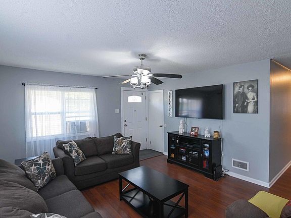 5th image of 2805 W Bonnie Brook Ln