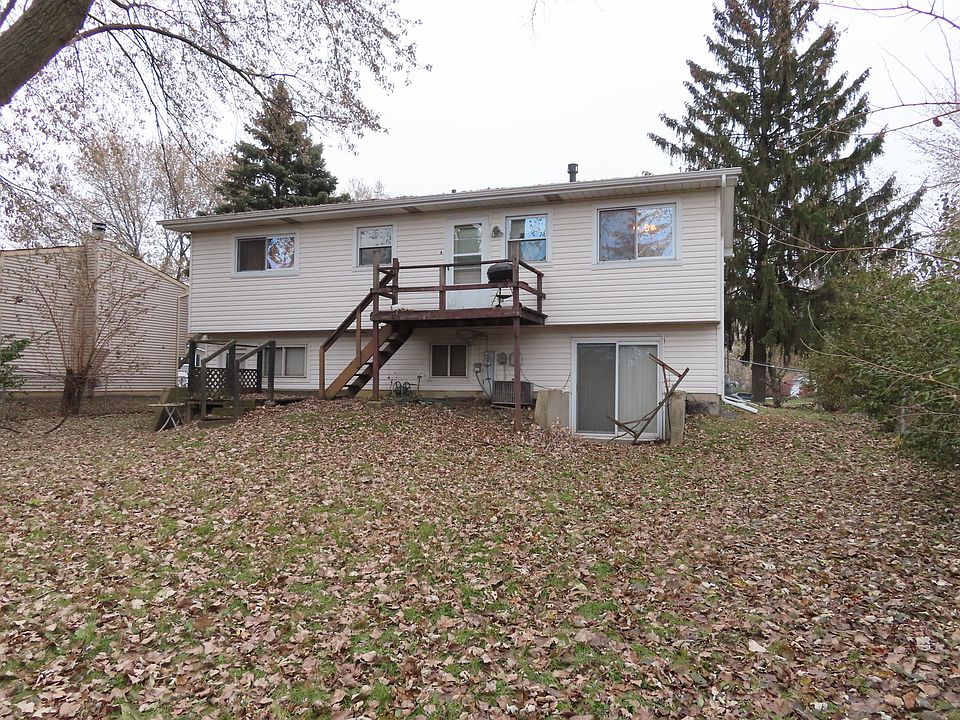 2nd image of 337 Lyons Rd