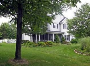 402 Avon Point Ave, Avon Lake, OH