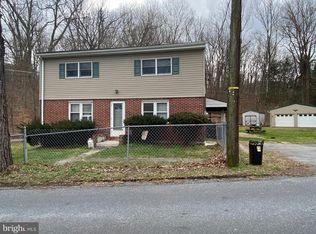 77 Beavens Rd, Sinking Spring, PA 19608