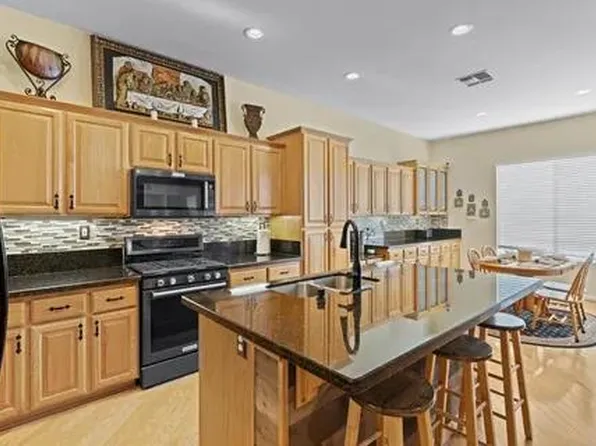 736 Caber Dr, Lincoln, CA 95648
