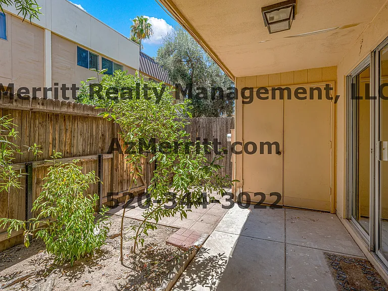1337 E Fort Lowell Rd — Photo 22