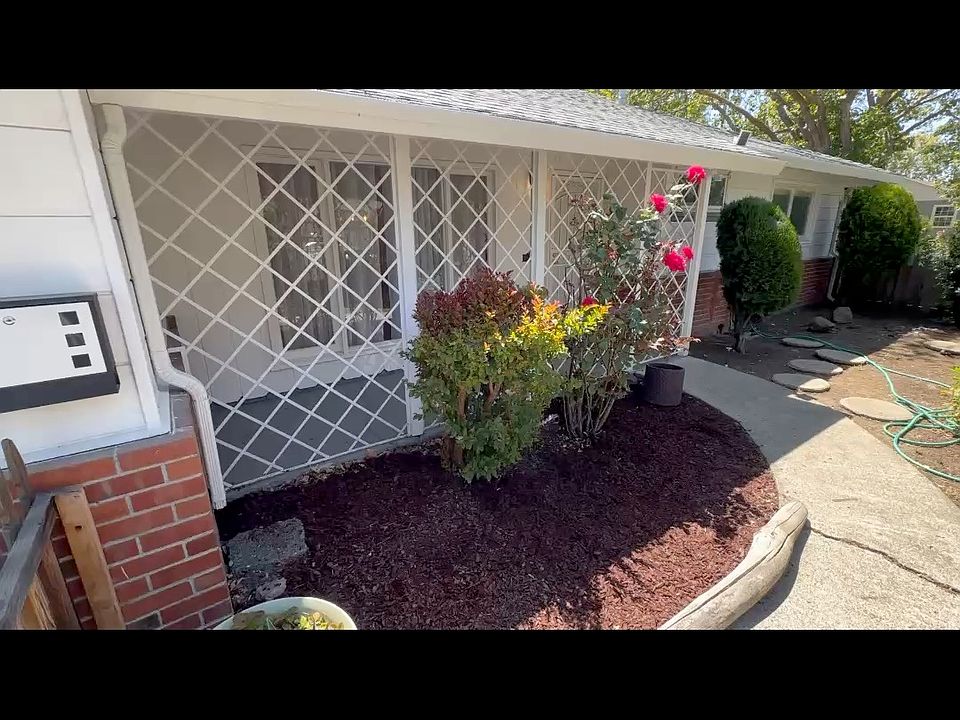 1st image of 938 Vervais Ave