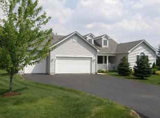 3400 Red Barn Dr, Wonder Lake, IL
