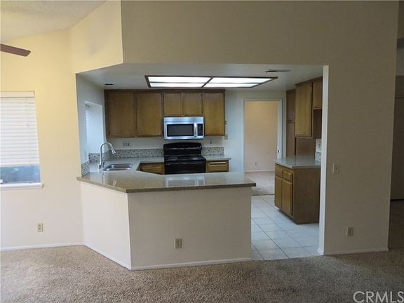 3rd image of 1596 Foxdale Ct
