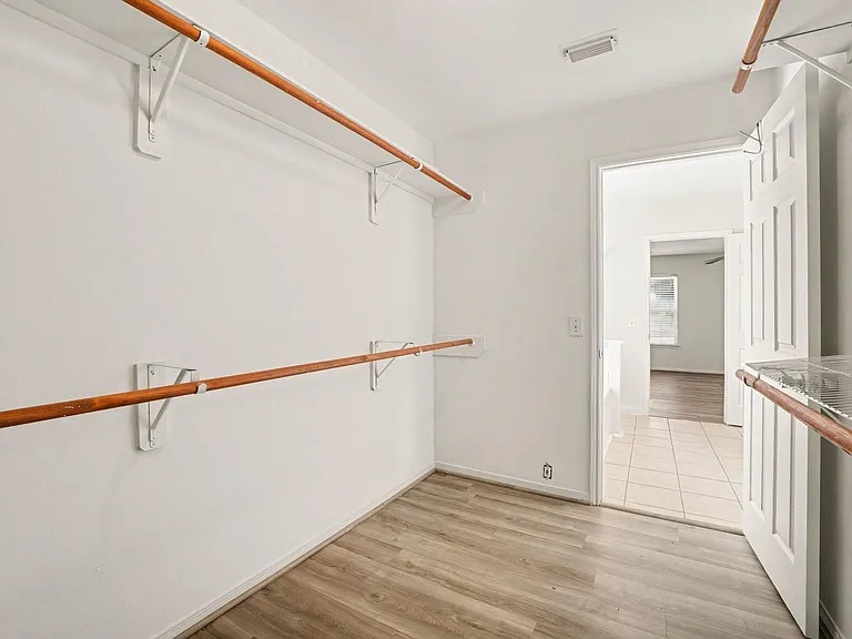 19130 Edens Dawn Dr — Photo 33