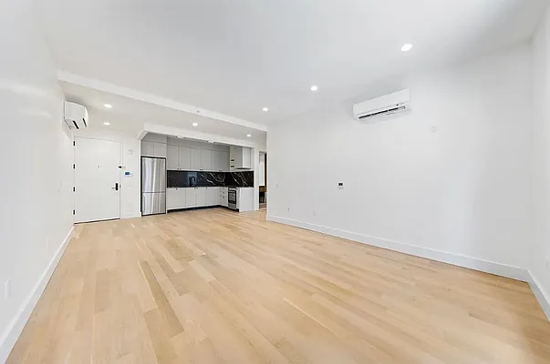 Rented by Dalan Rentals | media 28