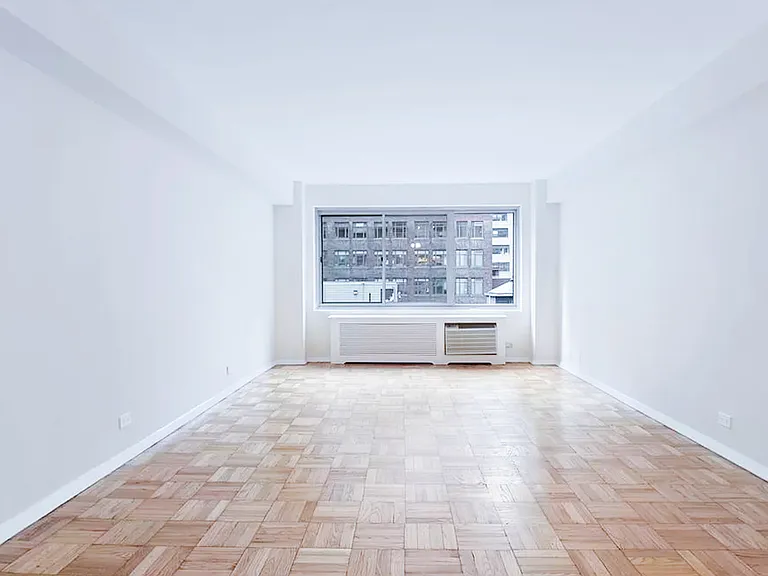 225 E 46th St #6H — Photo 1
