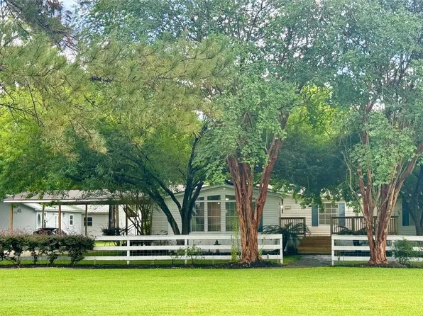 117 Riverboat Bnd, Dayton, TX 77535