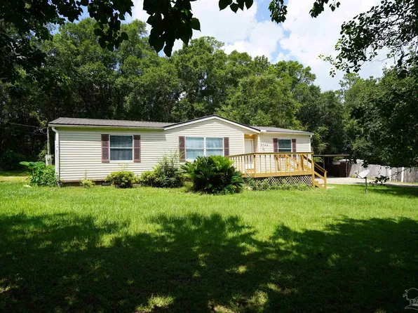 3744 Legend Creek Dr, Pace, FL 32571