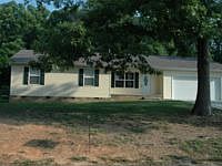 1st image of 1108 Hickory Ln
