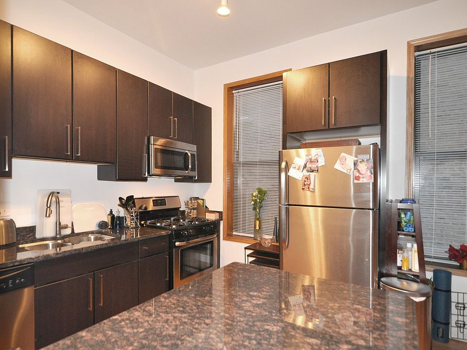 1st image of 1260 N Bosworth Ave APT 2R