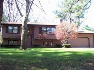 18665 N Fruitport Rd, Spring Lake, MI 49456