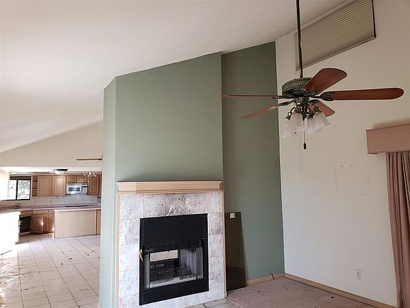 4th image of 14688 S Blanco Ave