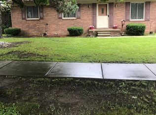 21130 Gentner St, Warren, MI 48089