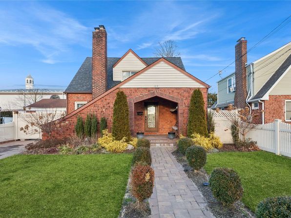 Freeport NY Real Estate - Freeport NY Homes For Sale | Zillow