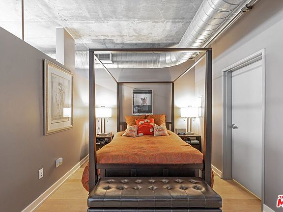5th image of 645 W 9th St APT 637