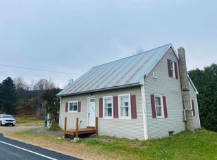 722 State Route 14 N, Irasburg, VT 05845