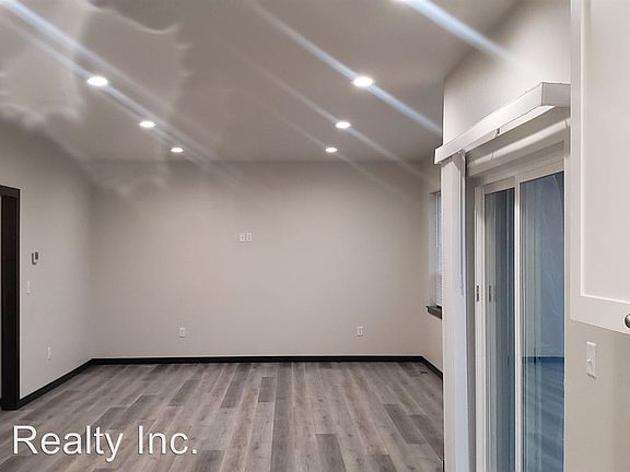 5th image of 4314 N Centennial Ln