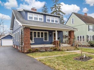 107 E Dunedin Rd, Columbus, OH 43214