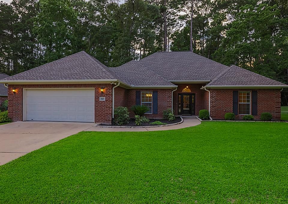 1st image of 1427 River Oaks Dr