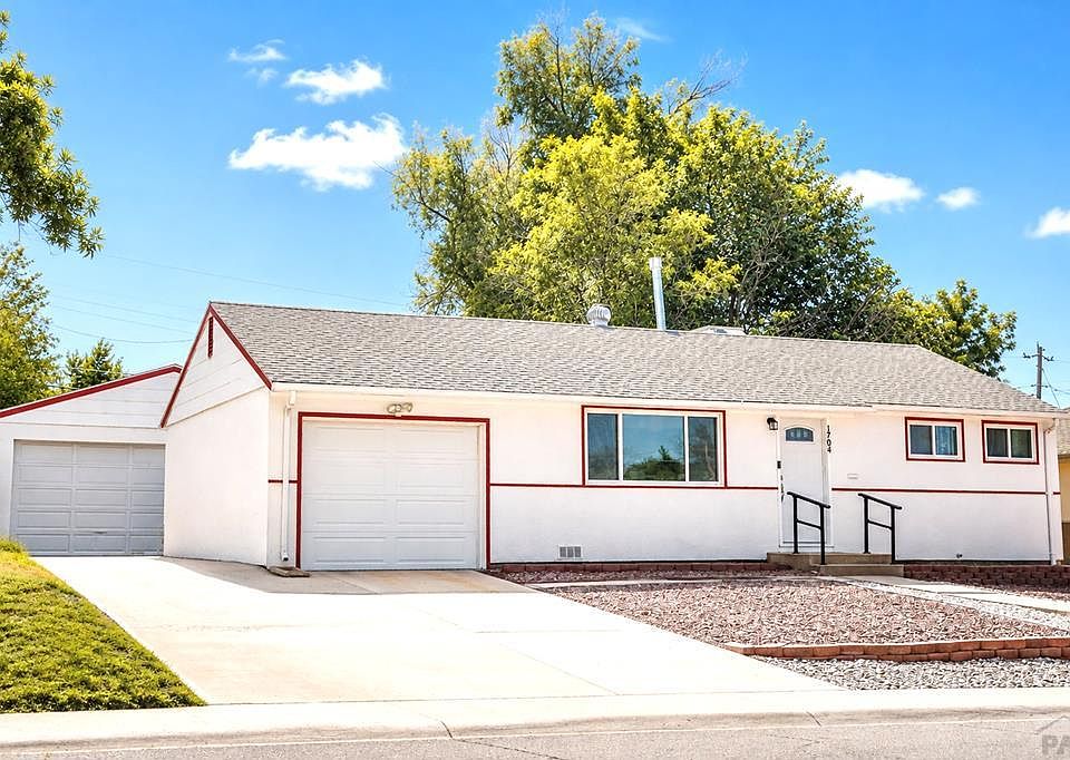 1st image of 1704 Zuni Rd