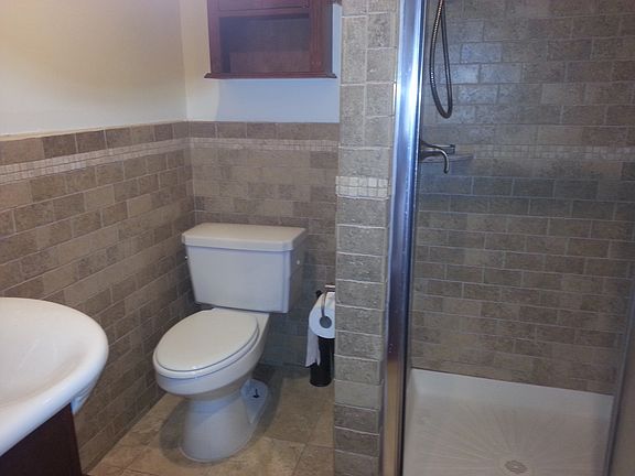 4th image of 167 Jerome Pl #1
