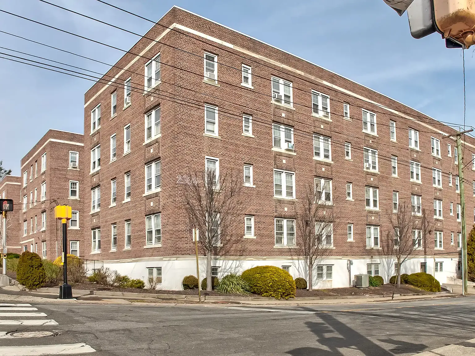 Tara Apartments — Photo 2