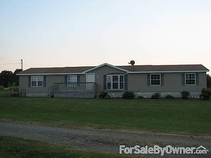 2nd image of 10123 Bennington Rd