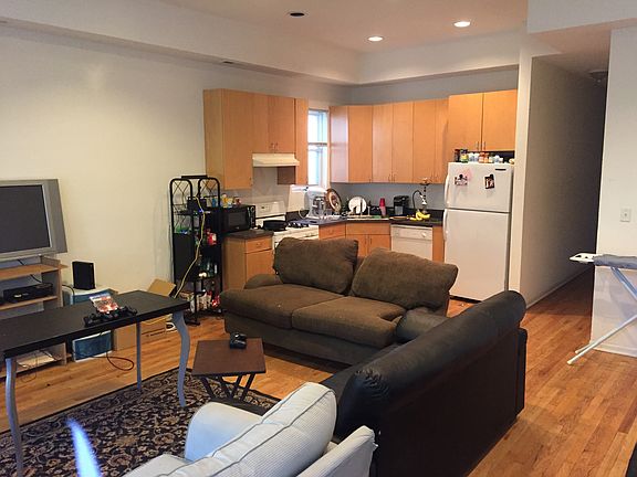 2nd image of 2120 N Campbell Ave
