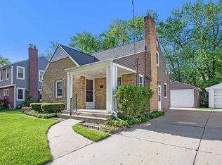 2450 Richards Dr SE, East Grand Rapids, MI