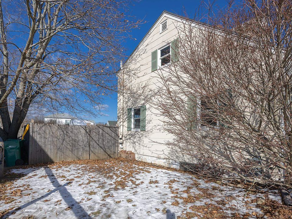 81 Washington Street, Rochester, NH 03867 Zillow