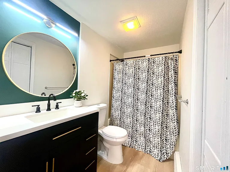 112 Woodbine St #1 — Photo 13