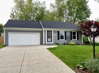 62 Fernwood Rd, Montgomery, IL 60538