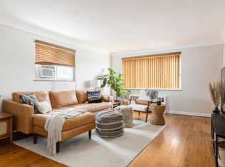 6122 Plainfield Rd #4, Cincinnati, OH 45213