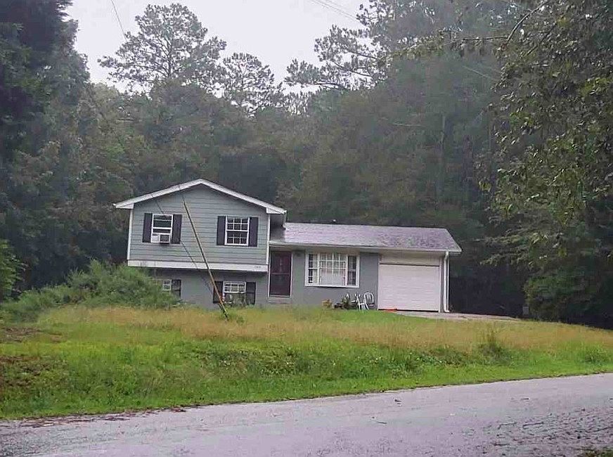 1st image of 2849 Lois Ln